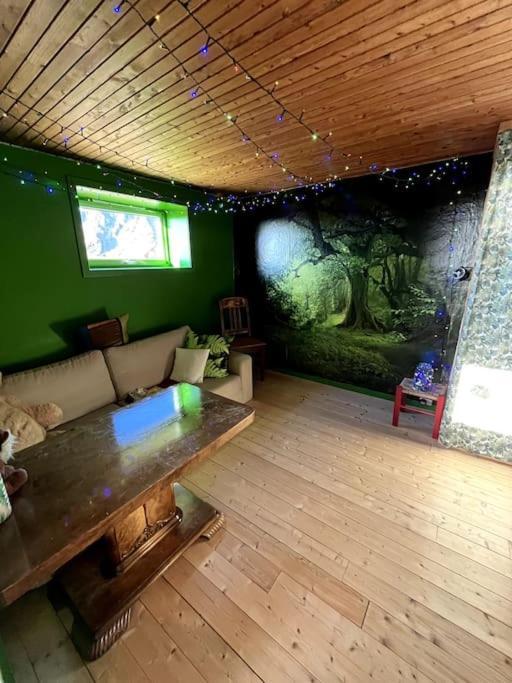 Sjarmerende Hus Med Orkesterplass Til Hav Og Fjell Stave Экстерьер фото